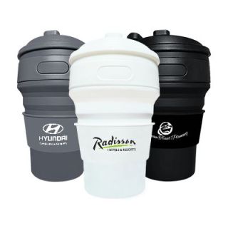 Three collapsible silicone cups in grey, white and black, each with a flip lid and a matching sleeve printed with a logo.