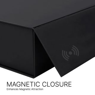 Magnetic Lid Gift Box with Shredded Paper