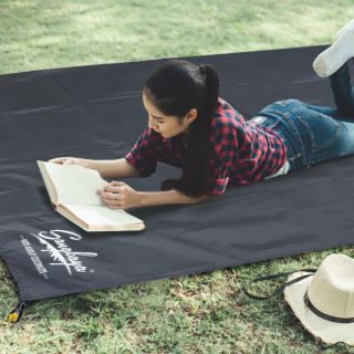 On-The-GO Waterproof Picnic Mat with Pouch