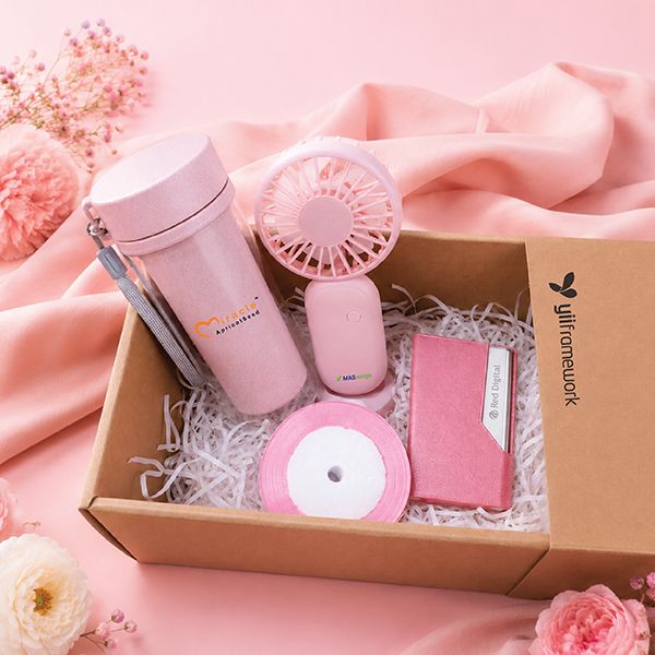 Pink of Hope 5 in 1 Gift Set