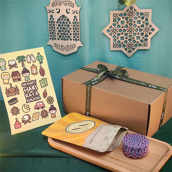 Salam Raya 5 in 1 Gift Set
