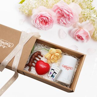 Women's Day Elegance 6 in 1 Gift Set