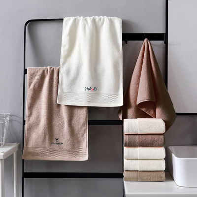 Pure Cotton Towel with Drawstring Pouch 3 (740x340) - 100g
